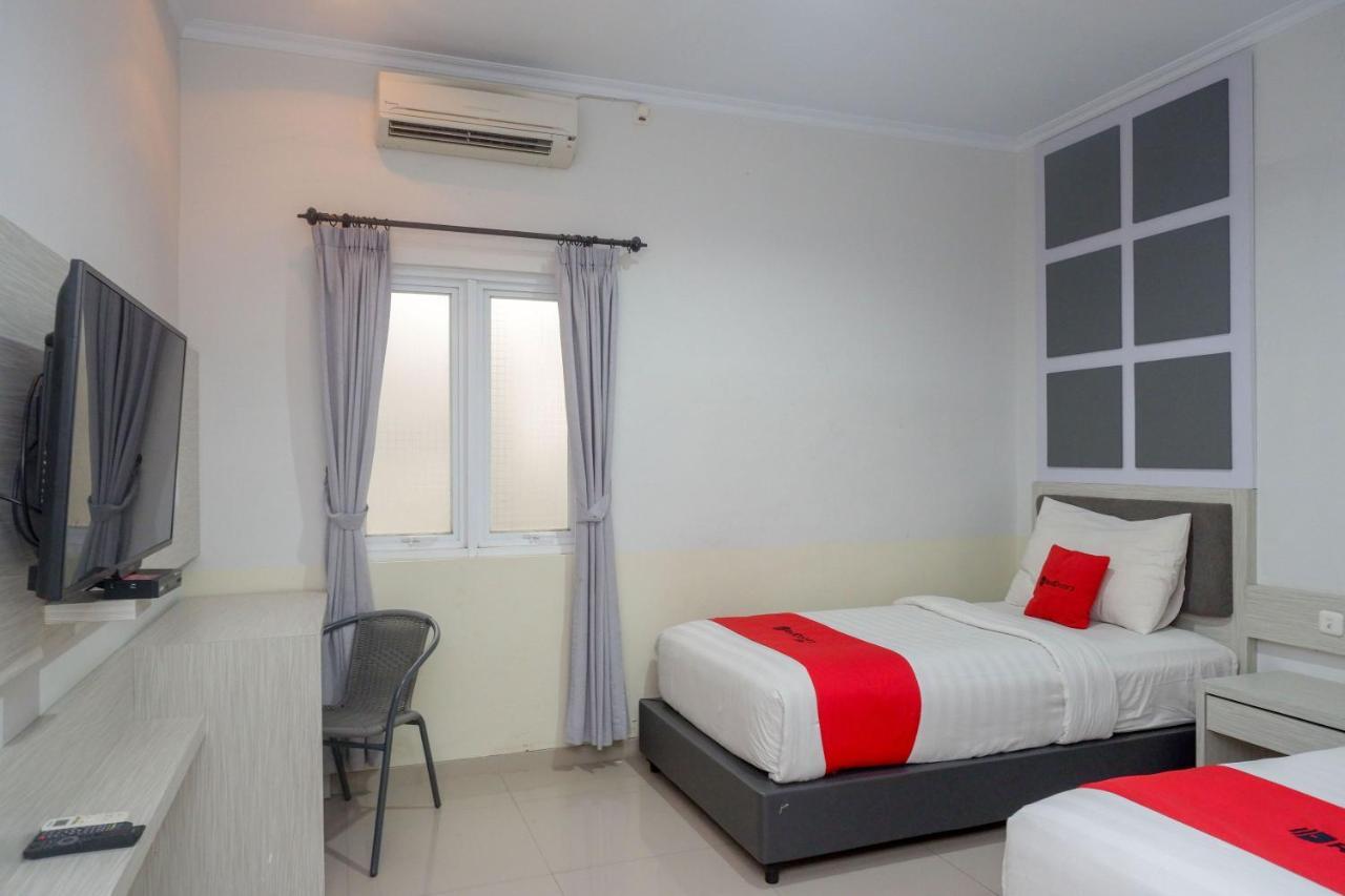 Reddoorz Near Jogja City Mall Melati Экстерьер фото