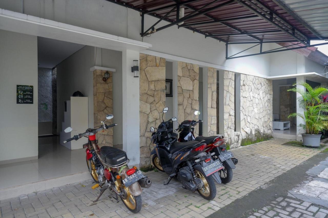 Reddoorz Near Jogja City Mall Melati Экстерьер фото